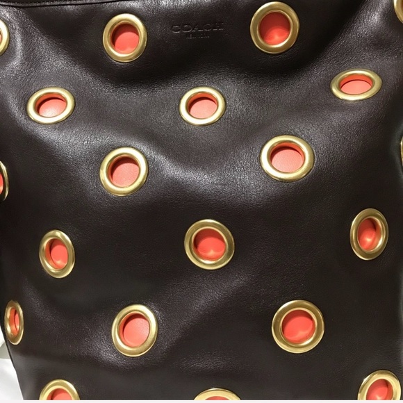 Coach Legacy Grommet Duffle - Picture 4 of 7